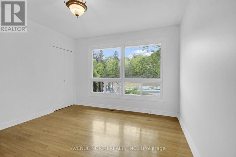 28770167/1254-heron-road/ridgemont/ottawa/ontario/K1V6A9_9