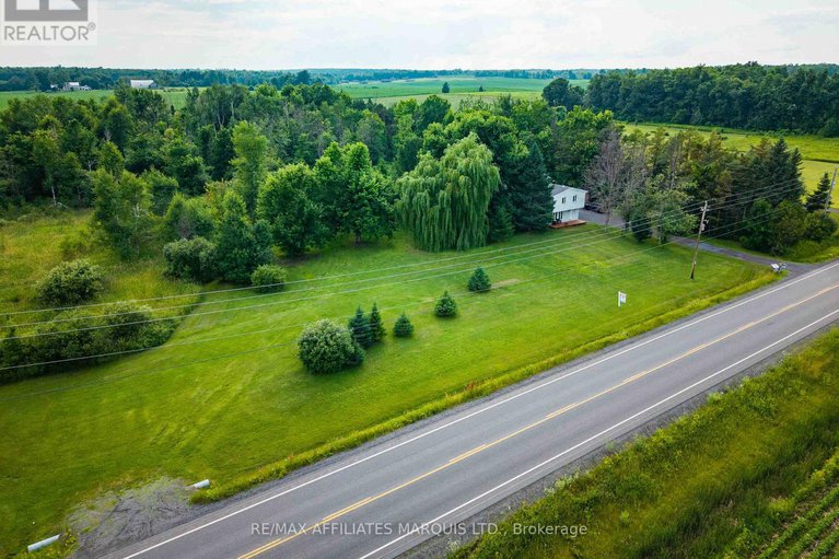 28564851/5042-johnson-road/south-glengarry-charlottenburgh-twp/south-glengarry/ontario/K0C2J0_44