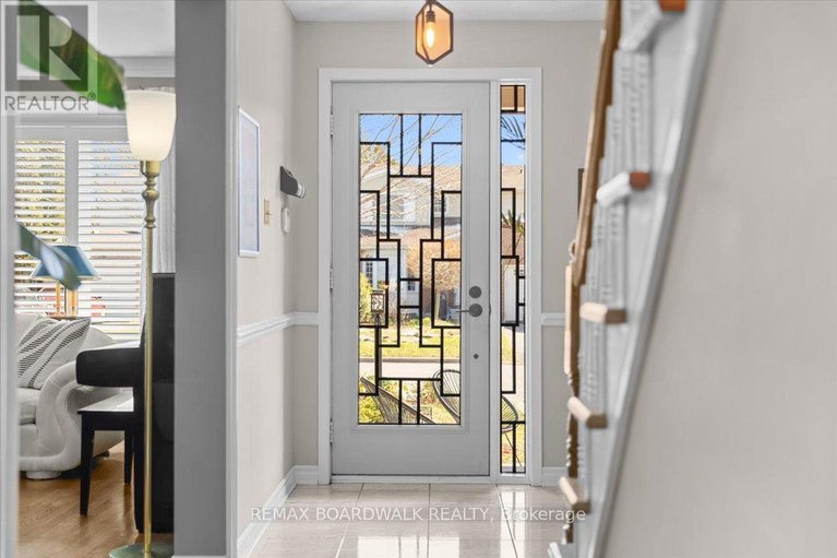 29646318/1594-meadowfield-place/chapel-hill/ottawa/ontario/K1C5V6_3