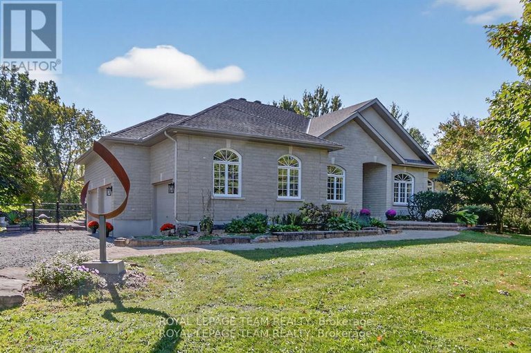28986133/6196-elkwood-drive/greely/ottawa/ontario/K4P1M9_1