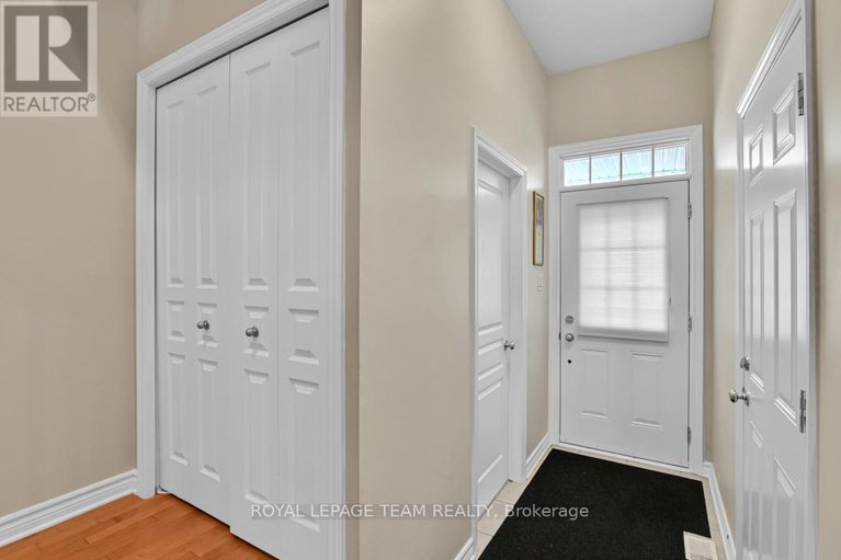 28433708/135-jersey-tea-circle/riverside-southgloucester-glen/ottawa/ontario/K1V2L3_5