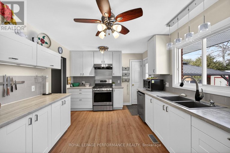 29444506/3864-carp-road/carp/ottawa/ontario/K0A1L0_19