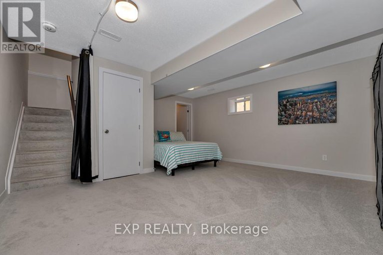 29363972/279-falsetto-street/mer-bleuebradley-estatesanderson-park/ottawa/ontario/K1W0S4_32