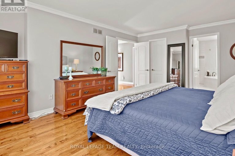 29069392/1105-cindy-hill-crescent/manotick-long-island-nicholls-island/ottawa/ontario/K4M1E8_27