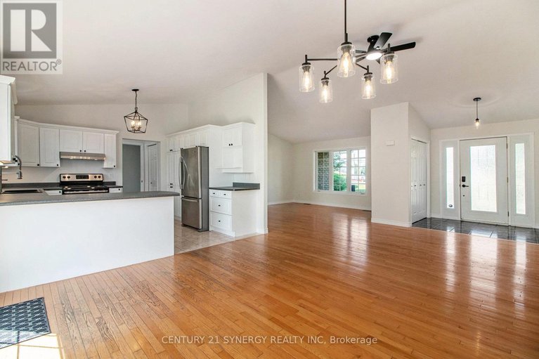 28865875/7-bridge-street/north-stormont-finch-twp/north-stormont/ontario/K0A1R0_11