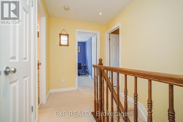 28257579/426-pillett-street/strandherd/ottawa/ontario/K2J5S3_15