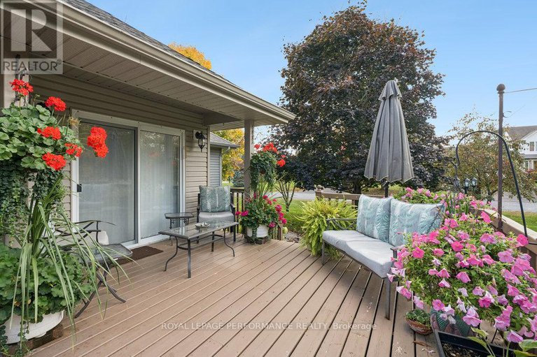 29118234/7051-donwel-drive/greely/ottawa/ontario/K4P1M7_34