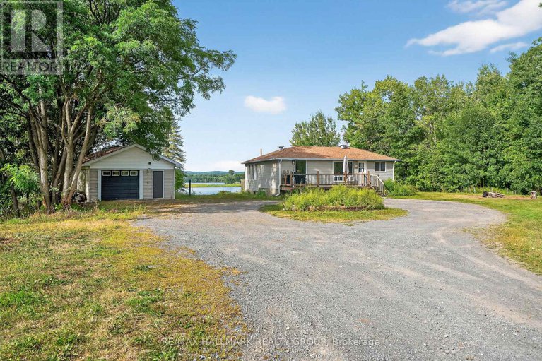 28812451/3855-old-highway-17/clarencerockland-twp/clarence-rockland/ontario/K4K1W2_4
