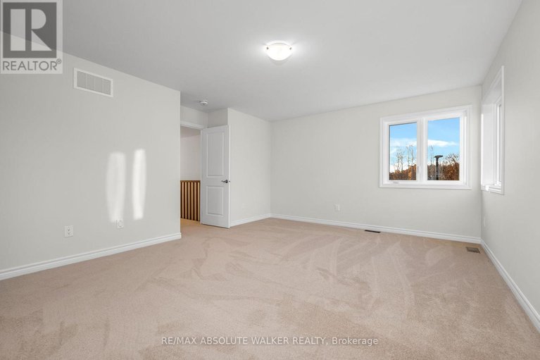 29075457/702-du-rivage-street/town-of-rockland/clarence-rockland/ontario/K4K0K1_18