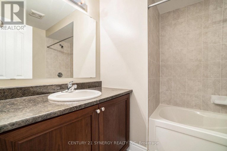 28639887/155-scout-street/central-park/ottawa/ontario/K2C4E2_19