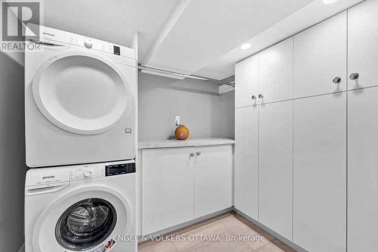 28985007/105-stanley-avenue/new-edinburgh/ottawa/ontario/K1M1N8_35