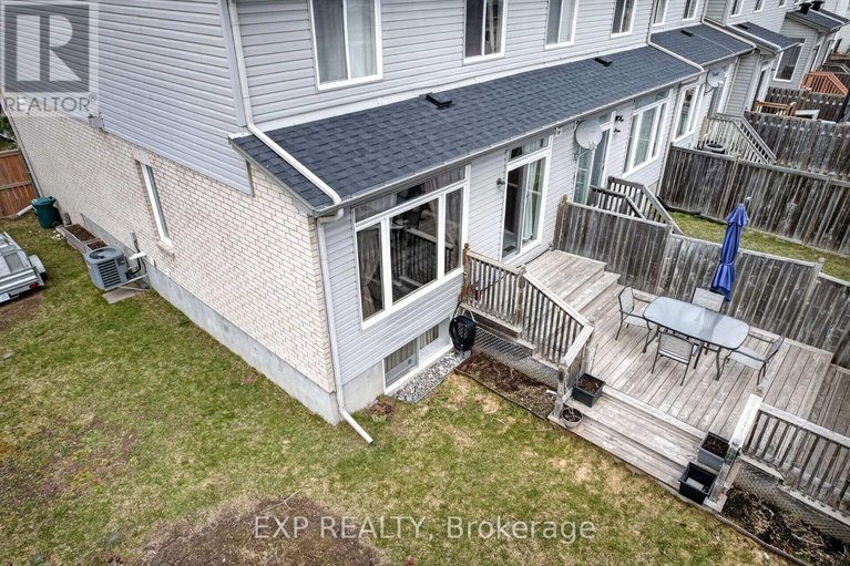29648103/301-brigitta-street/emerald-meadowstrailwest/ottawa/ontario/K2S0H8_21