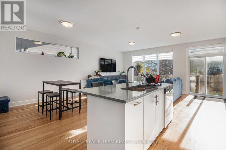 28539649/1400-mayview-avenue/carlington/ottawa/ontario/K1Z8H7_9