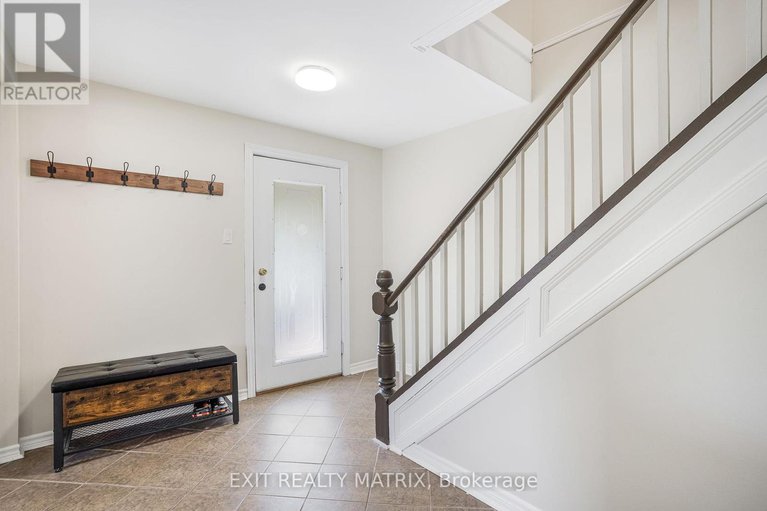 28387167/32-cockburn-street/north-stormont-finch-twp/north-stormont/ontario/K0C1G0_3