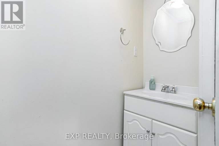 28513626/78-837-eastvale-drive/beaconwood/ottawa/ontario/K1J7T5_26