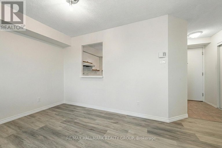 29437615/1009-1025-grenon-avenue/fairfield-heights/ottawa/ontario/K2B8S5_11