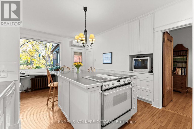 29066920/10-allan-place/glebe/ottawa/ontario/K1S3T1_11