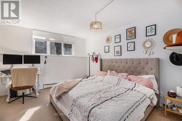 28052434/a-6704-jeanne-darc-boulevard/convent-glen-north/ottawa/ontario/K1C6E9_23