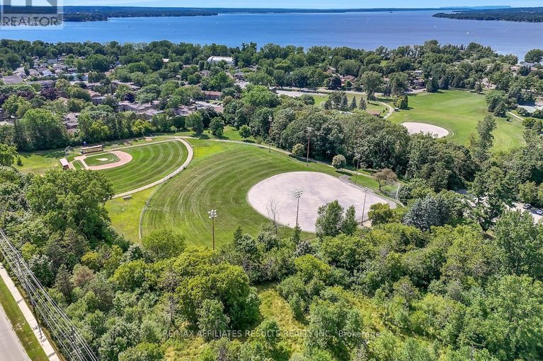 29621627/1609-415-greenview-avenue/britannia/ottawa/ontario/K2B8G5_42