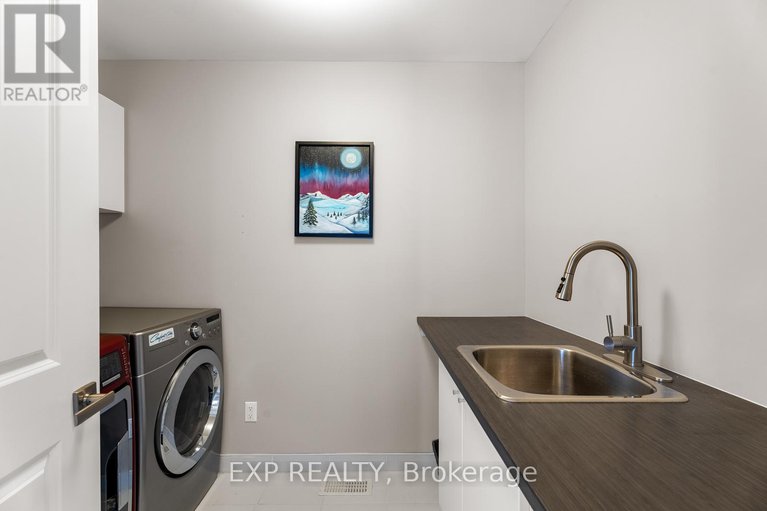 28670012/394-warmstone-drive/stittsville-north/ottawa/ontario/K2S1B9_31