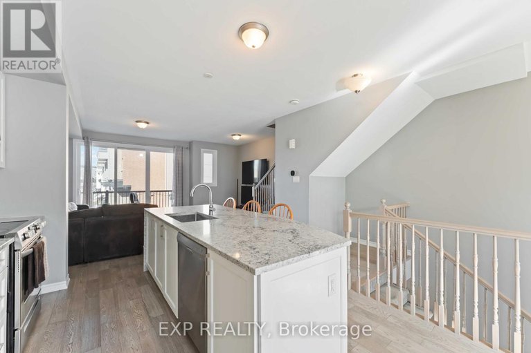 29115786/829-mikinak-road/cfb-rockcliffe-and-area/ottawa/ontario/K1K4Z9_23