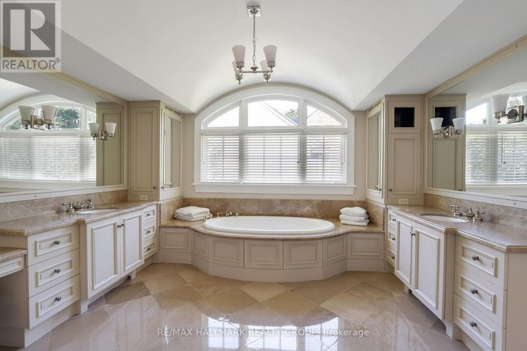 29403866/525-piccadilly-avenue/ottawa-west/ottawa/ontario/K1Y0H7_28