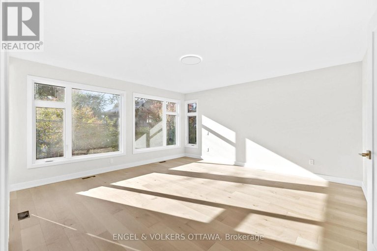 28990496/48-mcnaughton-avenue/ottawa-east/ottawa/ontario/K1S0J2_18