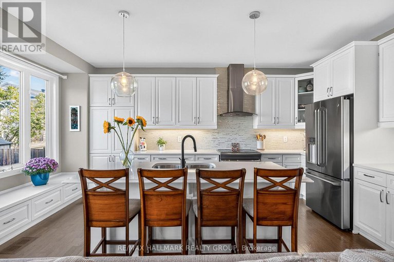 28861580/124-lily-pond-street/emerald-meadowstrailwest/ottawa/ontario/K2M0J3_15