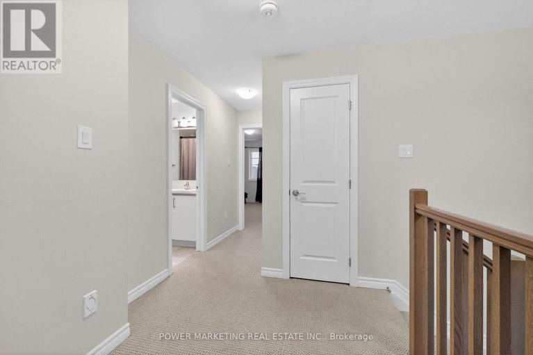 29363173/528-enclave-lane/town-of-rockland/clarence-rockland/ontario/K4K0M8_32