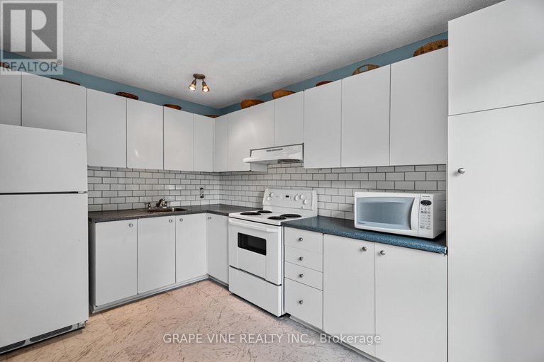 28906371/66-rutherford-way/beaverbrook/ottawa/ontario/K2K1N4_8
