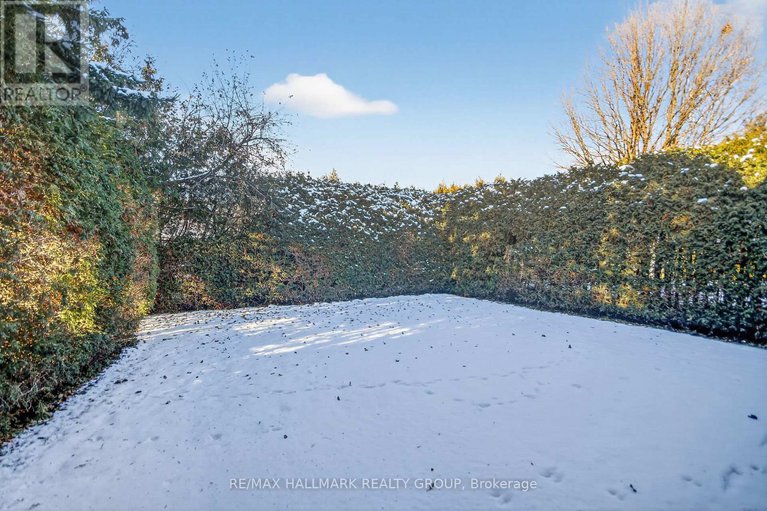 29393826/15-scharf-lane/glencairnhazeldean/ottawa/ontario/K2L2K3_41