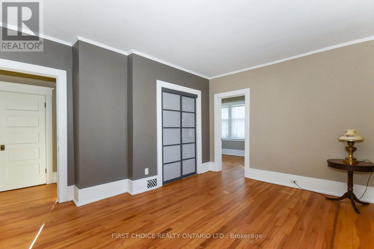 29184407/142-broadway-avenue/glebe/ottawa/ontario/K1S2V8_19