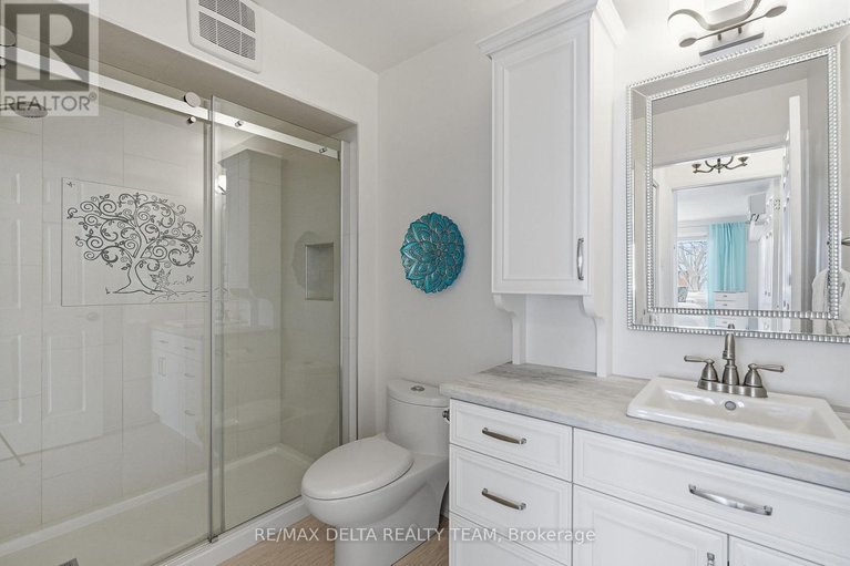 29410768/102-1765-cabaret-lane/fallingbrookpineridge/ottawa/ontario/K4A2H3_16