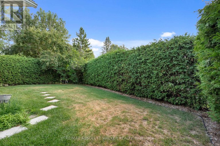 28746001/1439-metz-crescent/carson-meadows/ottawa/ontario/K1K3Z9_44