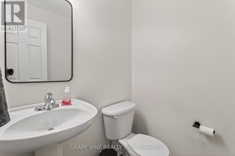 29622142/322-foxridge-way/strandherd/ottawa/ontario/K2J0V7_7