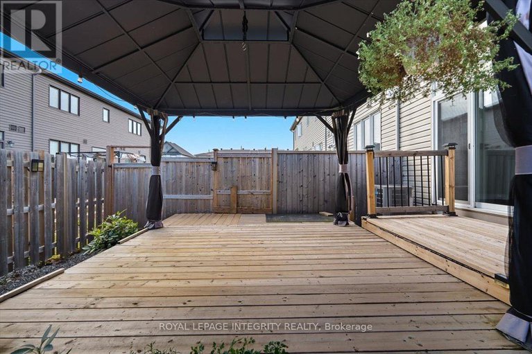 28864709/707-des-aubepines-drive/avalon-west/ottawa/ontario/K4A1C1_40