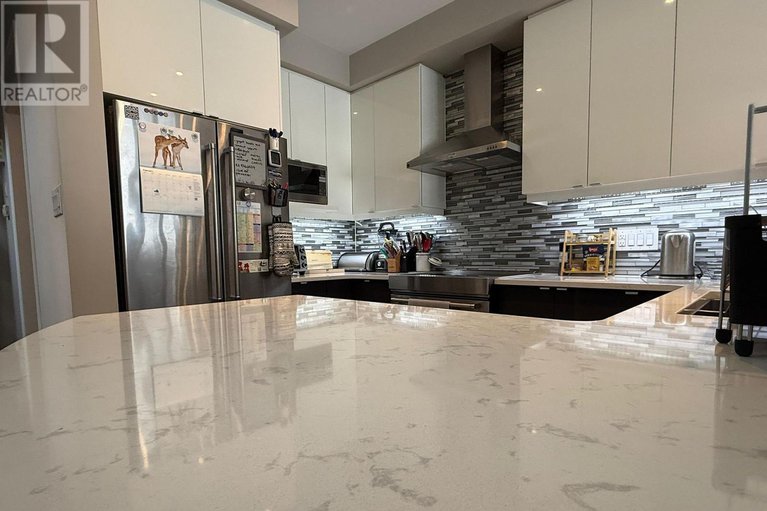 29416136/821-cedar-creek-drive/blossom-parkkemp-parkfindlay-creek/ottawa/ontario/K1T0B3_15