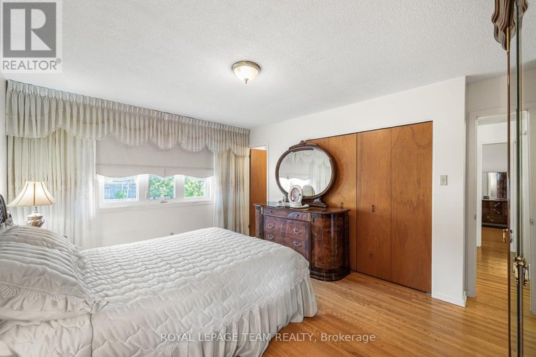 28997757/1665-fisher-avenue/carleton-heights/ottawa/ontario/K2C1X9_11