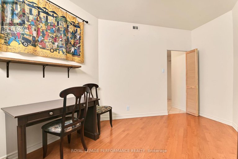 28872931/229-205-bolton-street/lower-townbyward-market/ottawa/ontario/K1N1K7_31
