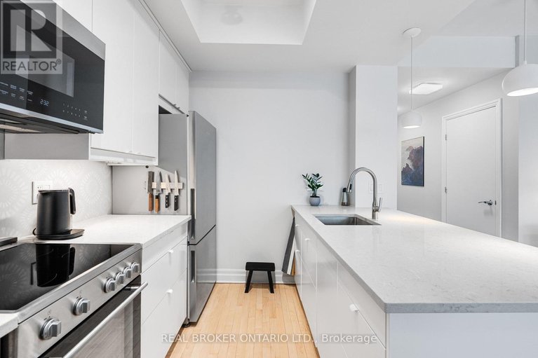 29617501/810-235-kent-street/ottawa-centre/ottawa/ontario/K2P1Z9_15