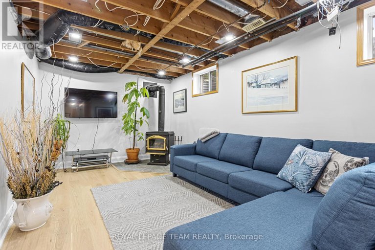 28798418/2248-wallingford-way/north-gower/ottawa/ontario/K0A2T0_30