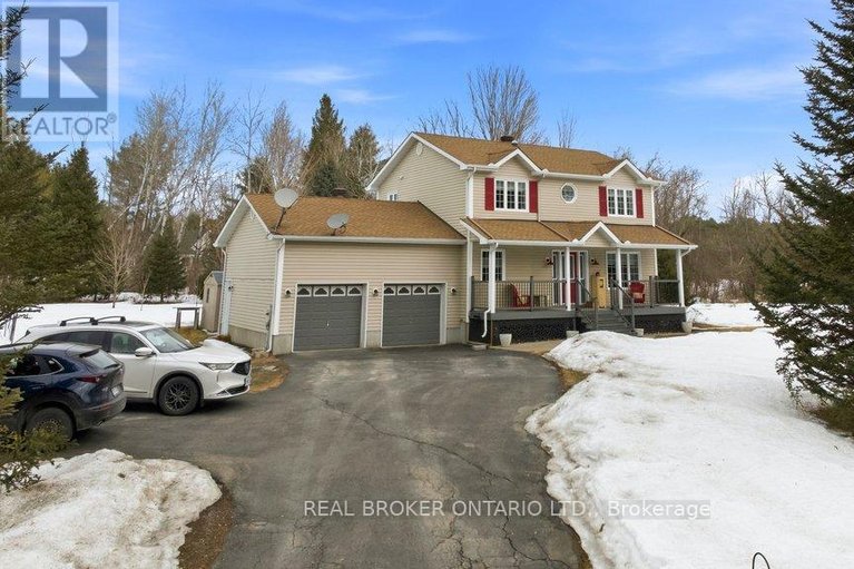 29463129/1585-becketts-creek-road/cumberland-west/ottawa/ontario/K4C1C8_1