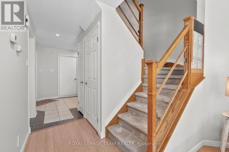 28651706/41-peterson-place/katimavik/ottawa/ontario/K2L4A8_20