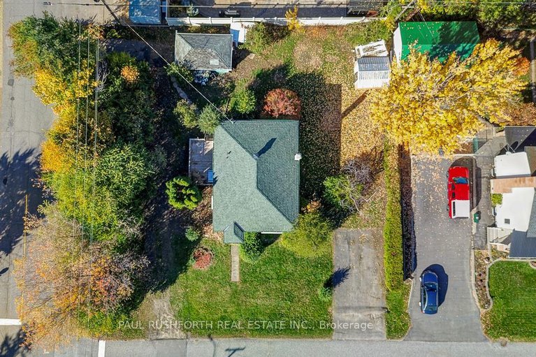 29052303/39-cote-de-neiges-road/meadowlandsst-claire-gardens/ottawa/ontario/K2G2C3_1