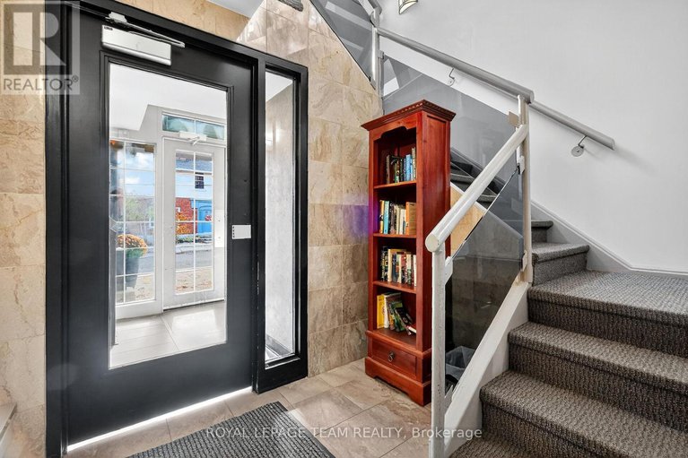 29088435/5-frank-street/ottawa-centregolden-triangle/ottawa/ontario/K2P0W8_5