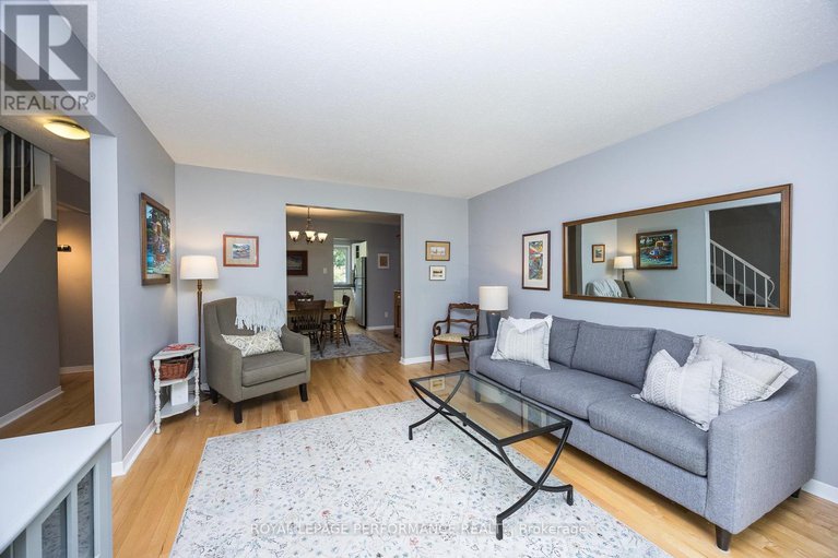 28471884/49-reaney-court/beaverbrook/ottawa/ontario/K2K1W7_9