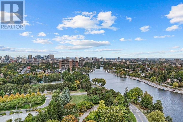29467725/151-riverdale-avenue/old-ottawa-southrideau-gardens/ottawa/ontario/K1S1R1_6