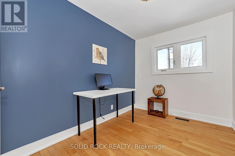 28475185/292-currell-avenue/westborohampton-park/ottawa/ontario/K1Z7J6_18