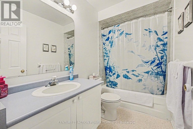 29643950/18-teeswater-street/beaverbrook/ottawa/ontario/K2K2W9_24