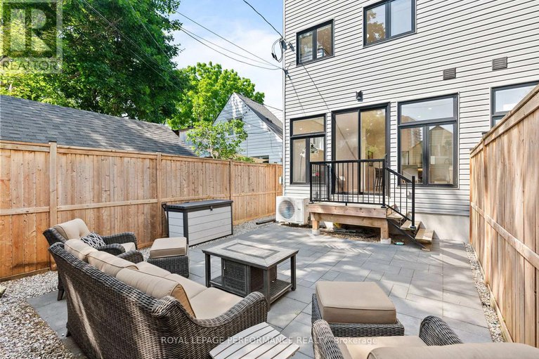 28543963/80-dagmar-avenue/vanier/ottawa/ontario/K1L5T4_35